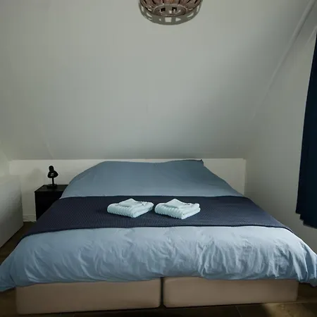 70 Op Recreatiepark De Wielen Villa Sint Maarten