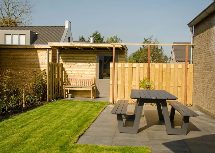 Вилла 70 Op Recreatiepark De Wielen